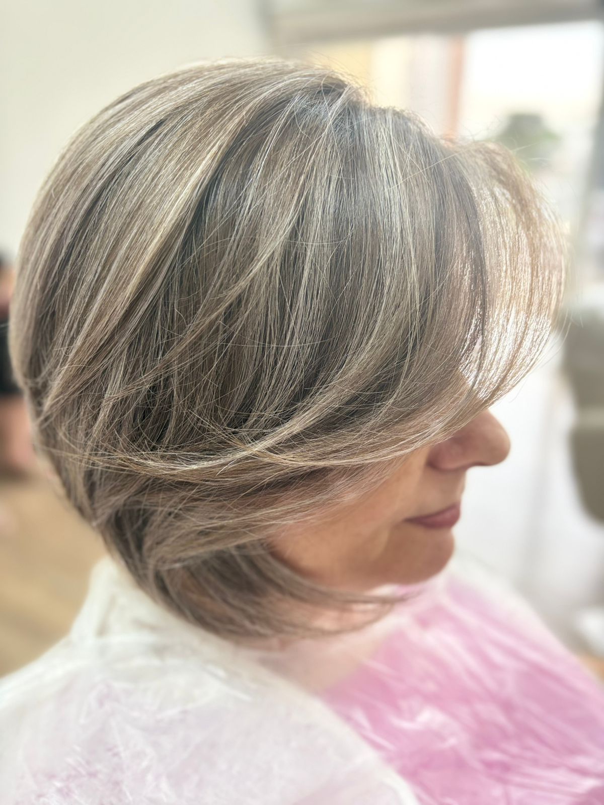 Resultado: corte curto repicado e mechas